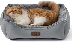 Camas Desenfundables vs. Tradicionales: ¿Cuál es la mejor para tu gato?