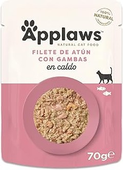 ** Efectos de la comida húmeda con atún en la salud de los gatos
