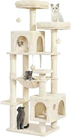 ¿Son necesarios los rascadores con cueva para todos los gatos?